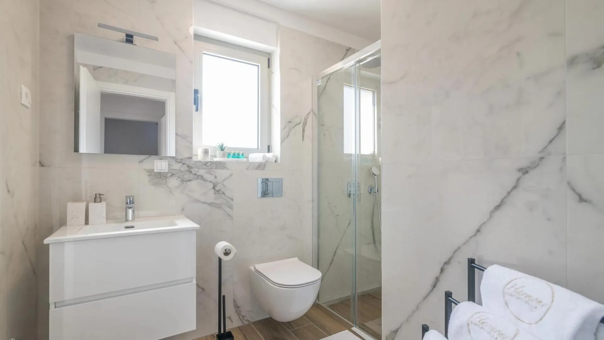 Villa Divina With Heated Pool Krk Town