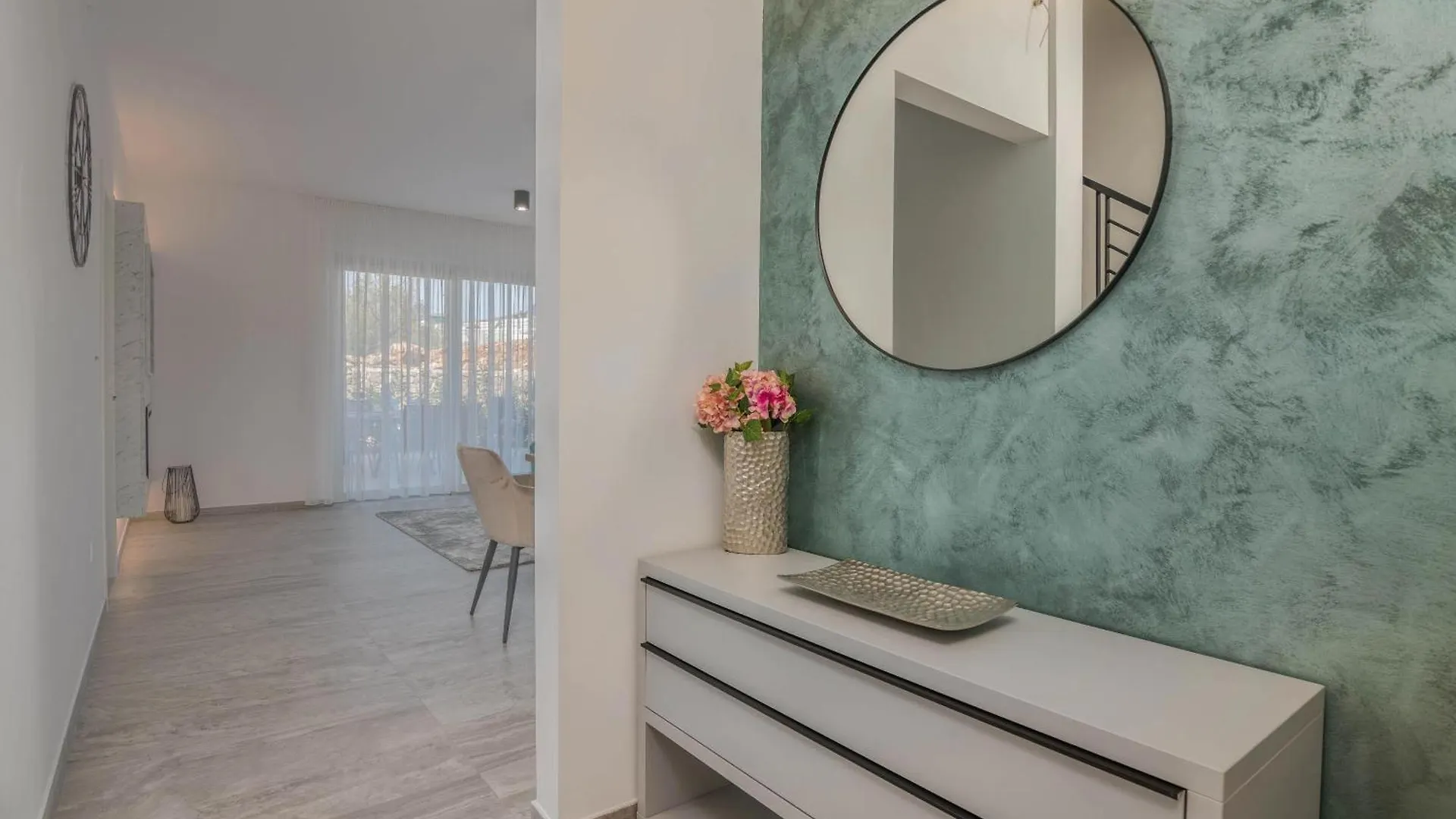Villa Divina With Heated Pool Krk Town