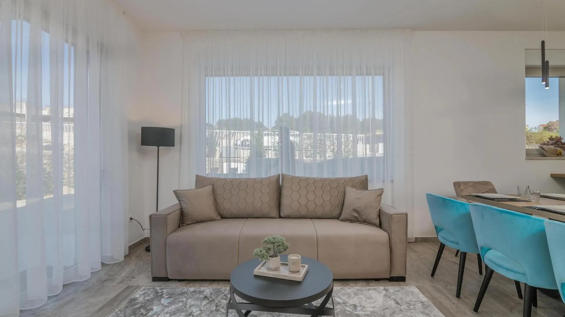 Villa Divina With Heated Pool Krk Town 0*,