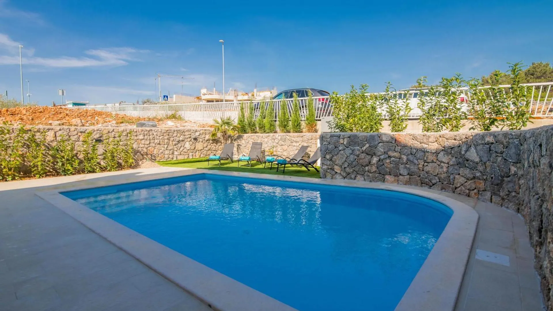 Villa Divina With Heated Pool Krk Town
